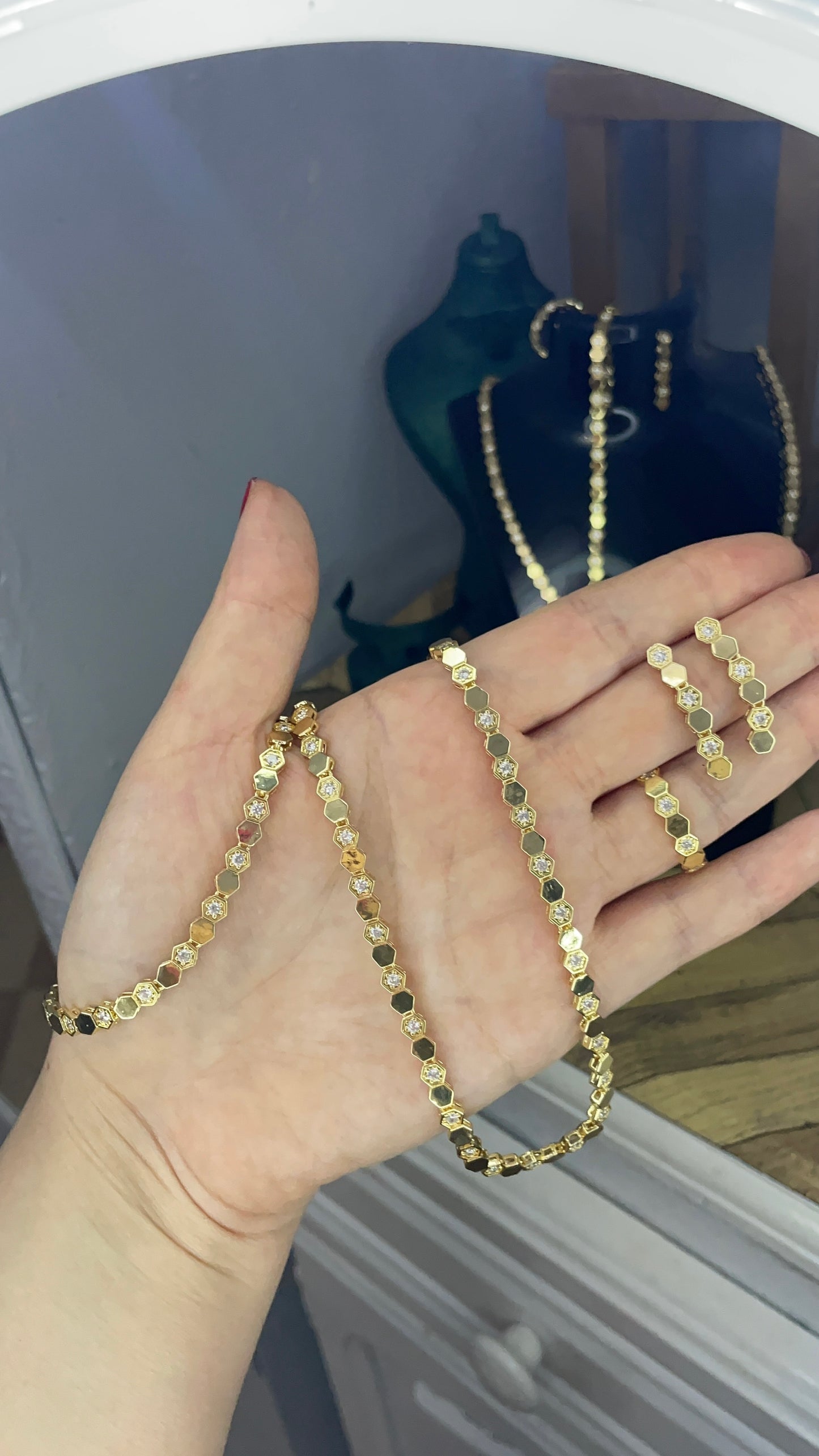 Parure luxury 4 pieces 💥💥عرض خاص عند طلب قطعتين التوصيل مجاني حتى لباب الدار